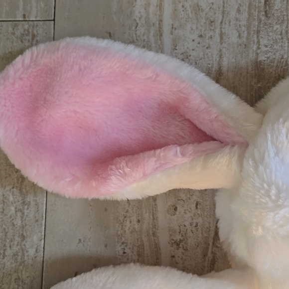 Tom Arma Plush Bunny Costume - Picture 4 of 10